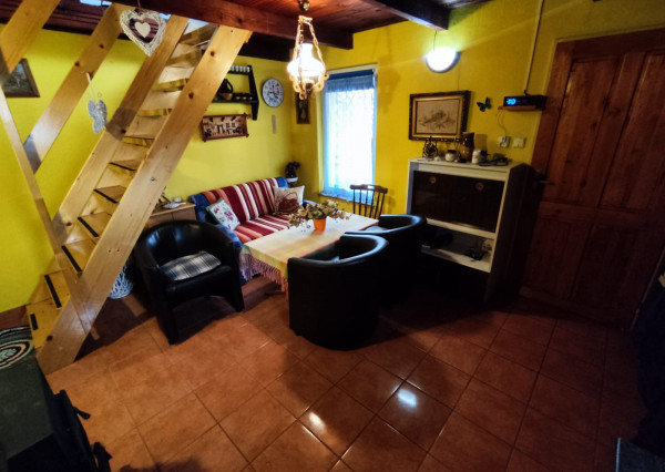 Pekná útulná chatka so záhradkou