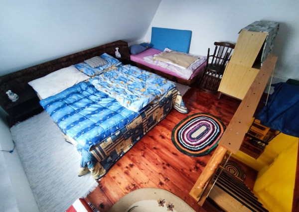 Pekná útulná chatka so záhradkou