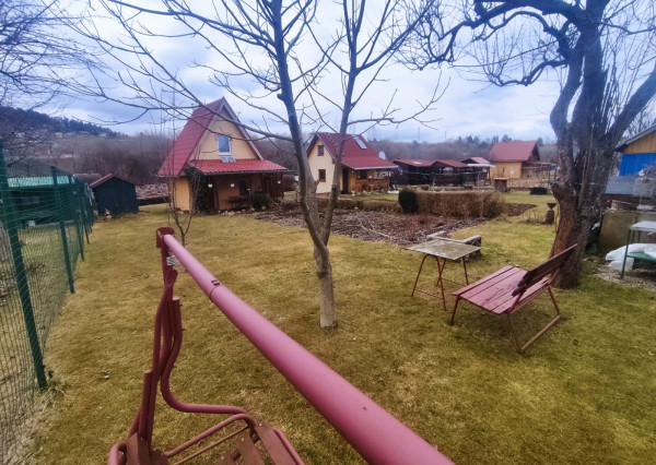 Pekná útulná chatka so záhradkou