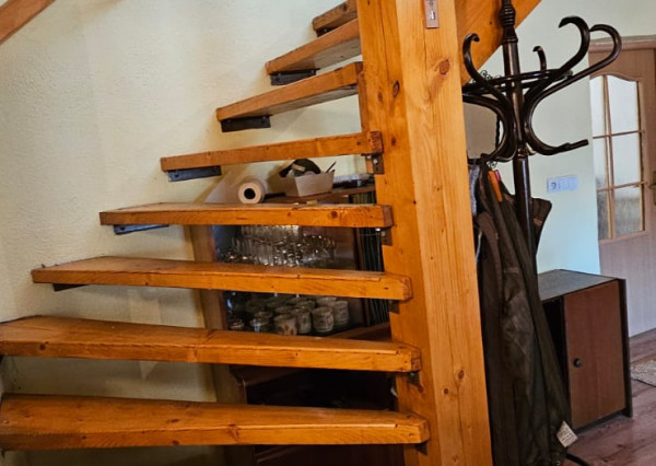 -ZNÍŽENÁ CENA- Chata v obci Mlynky, časť Rakovec, okres Spišská Nová Ves.