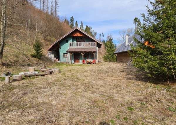 -ZNÍŽENÁ CENA- Chata v obci Mlynky, časť Rakovec, okres Spišská Nová Ves.