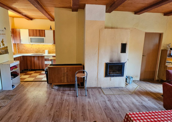 -ZNÍŽENÁ CENA- Chata v obci Mlynky, časť Rakovec, okres Spišská Nová Ves.