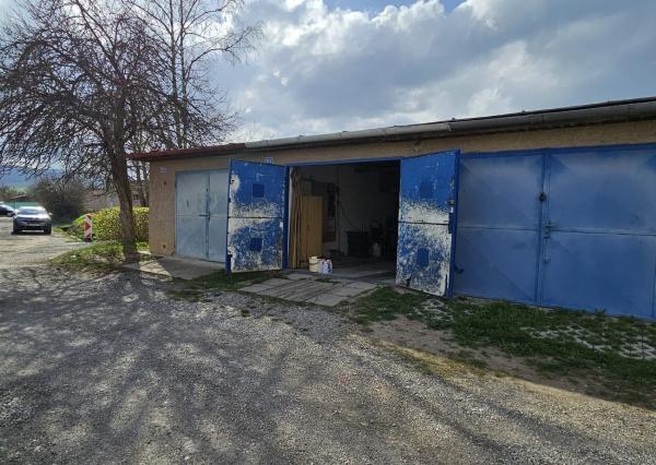 Garáž na sídlisku Tarča, Spišská Nová Ves
