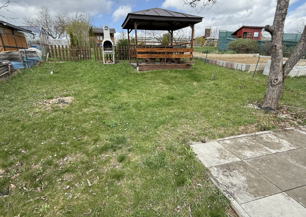 Záhradka s chatkou na sídl. Tarča, Sp. Nová Ves