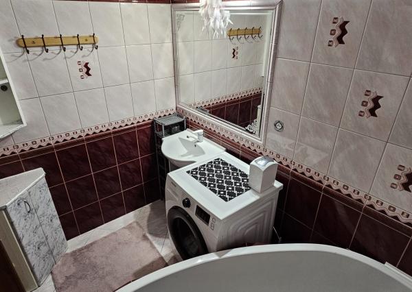 -ZNÍŽENÁ CENA- Byt 4+1 s dvoma loggiami, sídlisko Mier, Spišská Nová Ves