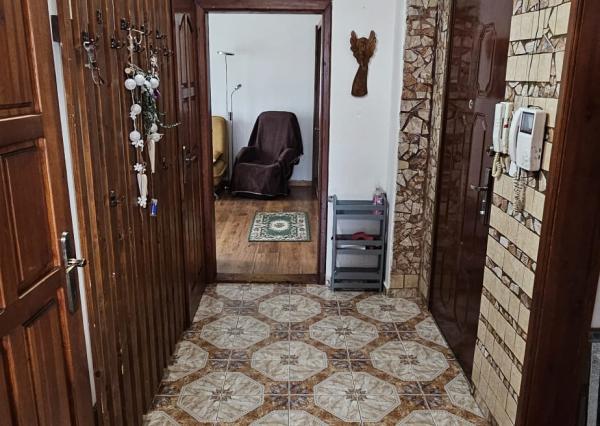 -ZNÍŽENÁ CENA- Byt 4+1 s dvoma loggiami, sídlisko Mier, Spišská Nová Ves