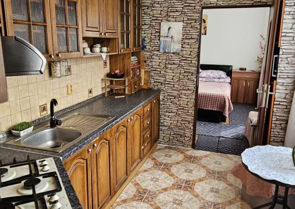 -ZNÍŽENÁ CENA- Byt 4+1 s dvoma loggiami, sídlisko Mier, Spišská Nová Ves