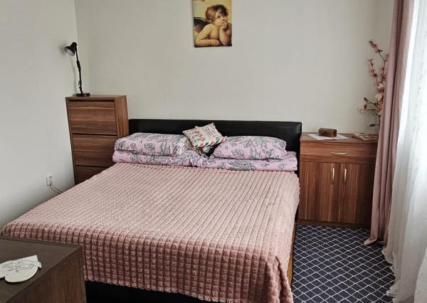 -ZNÍŽENÁ CENA- Byt 4+1 s dvoma loggiami, sídlisko Mier, Spišská Nová Ves