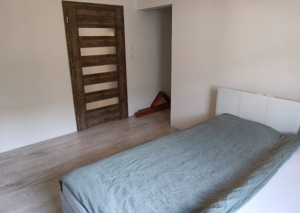 Pekná novostavba pod lesom v obci Kojšov