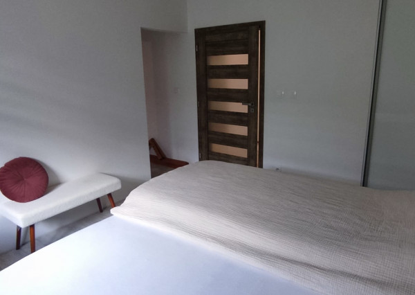 Pekná novostavba pod lesom v obci Kojšov