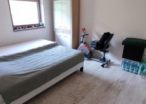 Pekná novostavba pod lesom v obci Kojšov