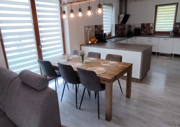 Pekná novostavba pod lesom v obci Kojšov