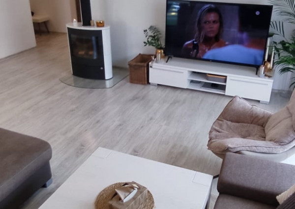 Pekná novostavba pod lesom v obci Kojšov