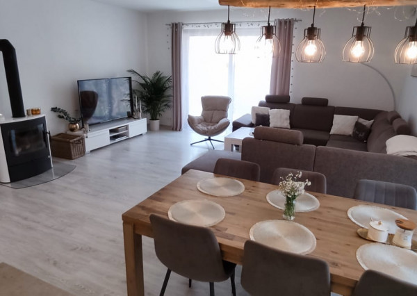 Pekná novostavba pod lesom v obci Kojšov