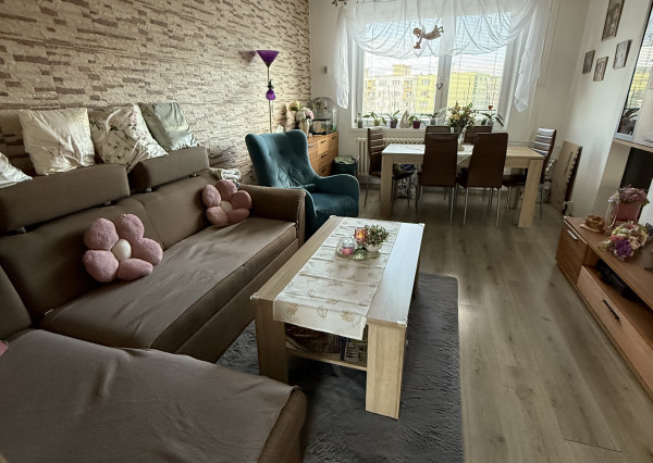 Byt 4+1 s balkónom sídl. Mier, Spišská Nová Ves