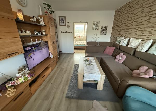 Byt 4+1 s balkónom sídl. Mier, Spišská Nová Ves