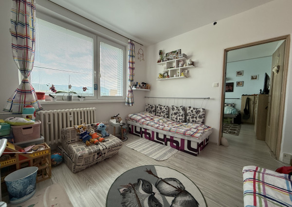 Byt 4+1 s balkónom sídl. Mier, Spišská Nová Ves