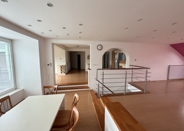 Polyfunkčný obytný dom v SNV