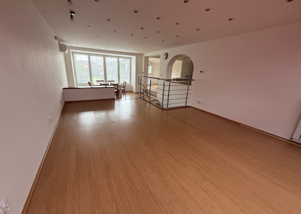 Polyfunkčný obytný dom v SNV