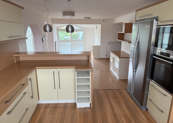 Polyfunkčný obytný dom v SNV