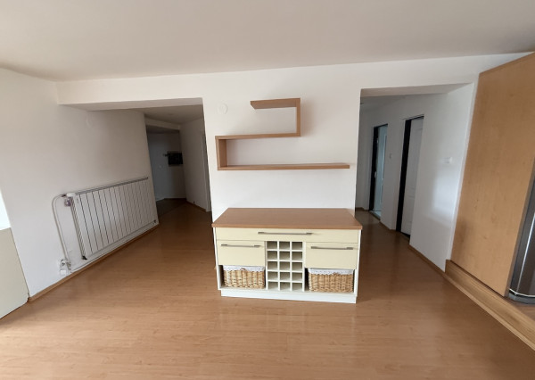 Polyfunkčný obytný dom v SNV