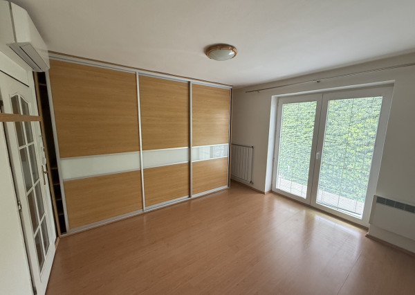 Polyfunkčný obytný dom v SNV