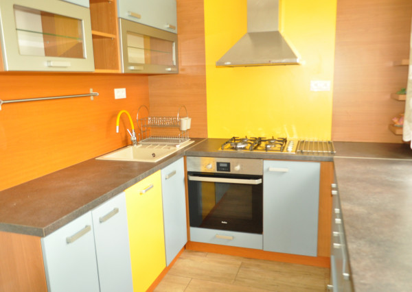 Prenájom bytu 2+1, centrum, Sp. Nová Ves