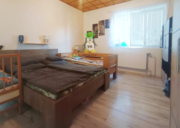 Poschodový rodinný dom v obci Senné, 13 km od Michaloviec