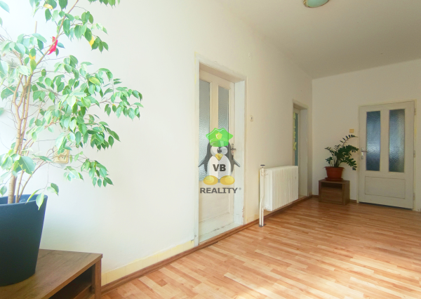 Poschodový rodinný dom v obci Senné, 13 km od Michaloviec