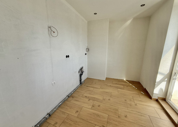 Byt 2+1 s balkónom centrum, Sp. Nová Ves