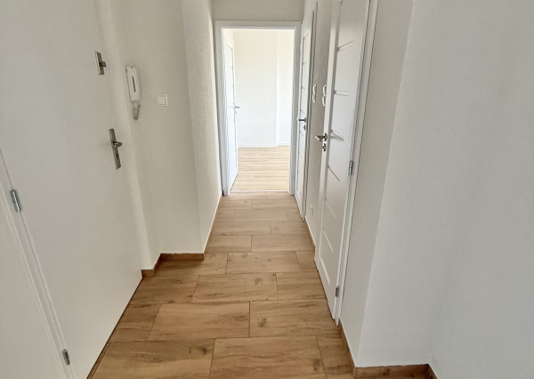 Byt 2+1 s balkónom centrum, Sp. Nová Ves