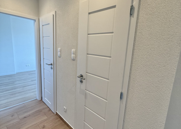 Byt 2+1 s balkónom centrum, Sp. Nová Ves