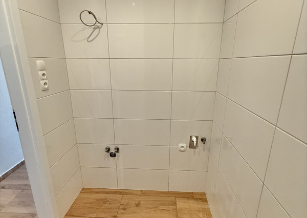 Byt 2+1 s balkónom centrum, Sp. Nová Ves