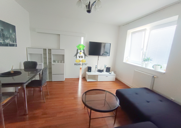 Predaj 3- izbový útulný byt s garážou v Michalovciach