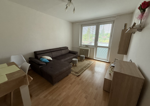 Byt 3+1 s loggiou sídl. Mier, Sp. Nová Ves