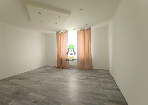 6. izbový veľký dom pre veľkú rodinu, 800 m2, 16 km od Michaloviec