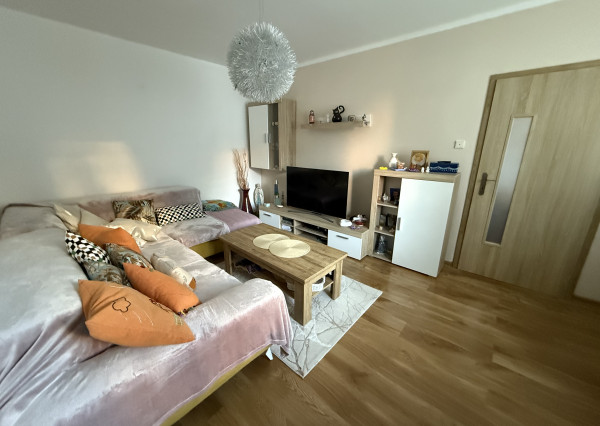 Byt 2+1 sídl. Tarča, Sp. Nová Ves