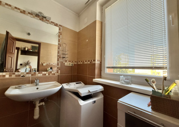 Byt 2+1 s loggiou sídl. Mier, Sp. Nová Ves