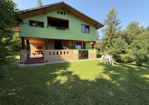 Chata v časti Čingov, okr. Sp. Nová Ves