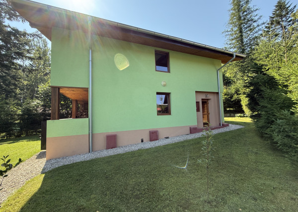 Chata v časti Čingov, okr. Sp. Nová Ves