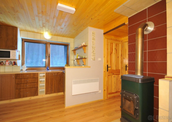 Chata v časti Čingov, okr. Sp. Nová Ves