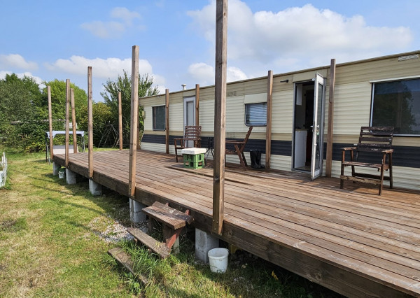 Záhrada s mobilným domom v rekr. lokalite Olšo, Markušovce