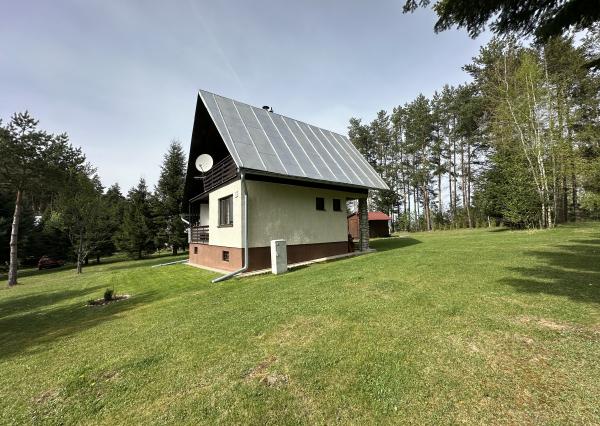 Chata na Košiarnom Briežku, časť Červený Jarok, okr. Sp. Nová Ves