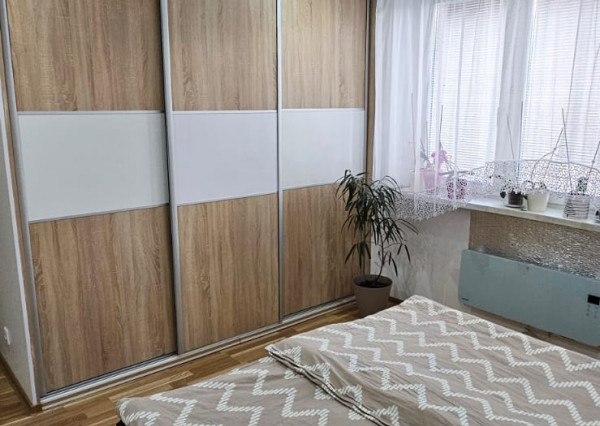 Byt 3+1 s loggiou a pozemkom v obci Rudňany, okres Sp.N.Ves