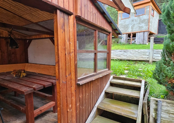 Byt 3+1 s loggiou a pozemkom v obci Rudňany, okres Sp.N.Ves