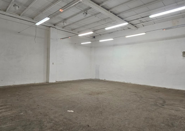 Prenájom haly s kanceláriou, Radlinského ulica, Spišská Nová Ves