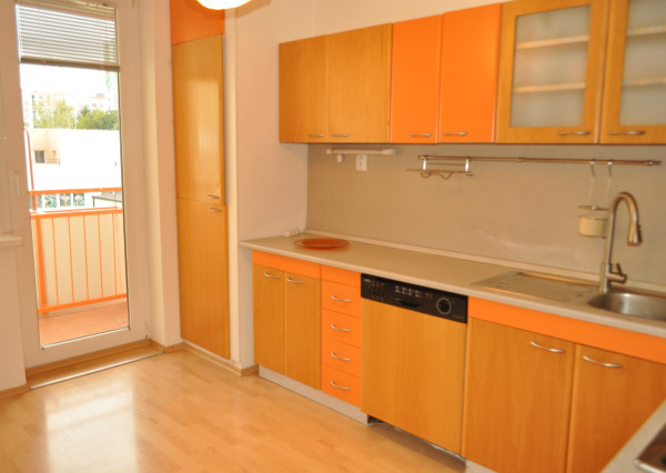 Byt 5+1 s loggiou, sídl. Západ 1, Sp. Nová Ves