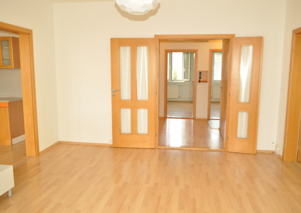 Byt 5+1 s loggiou, sídl. Západ 1, Sp. Nová Ves