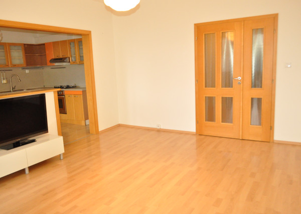 Byt 5+1 s loggiou, sídl. Západ 1, Sp. Nová Ves