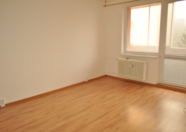 Prenájom bytu 3+1 s Loggiou, sídl. Tarča, Sp. Nová Ves